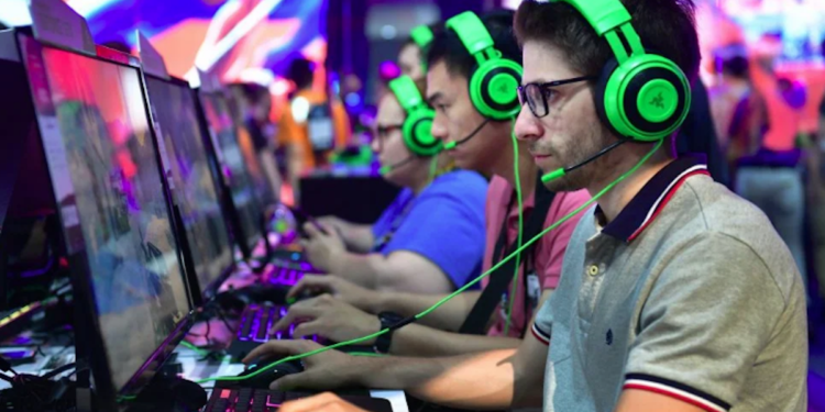 Start A Fantastic Gaming Carrier in Online Platform