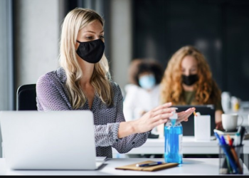 The Helpful Benefits of having Hand Sanitizer at Office