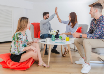 5 Fun Party Games to Play in a Condo Housewarming