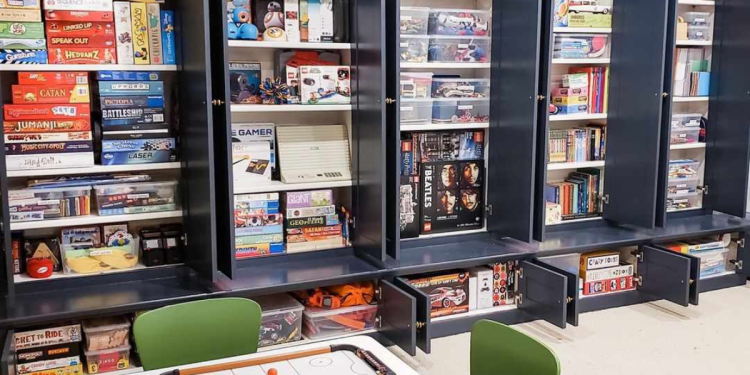 Game Over Clutter! Storage Solutions for Gaming