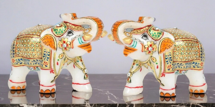 4 Home Decor Items for Good Luck & positive vibes